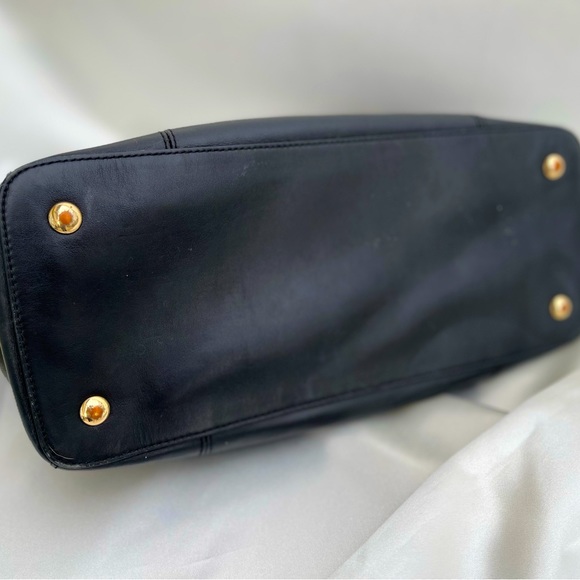 Coach Handbag - Picture 4 of 6